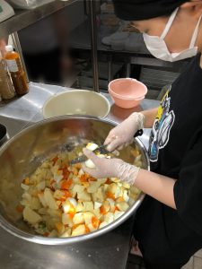 手作りの味を支えるセントラルキッチンを移転いたしました